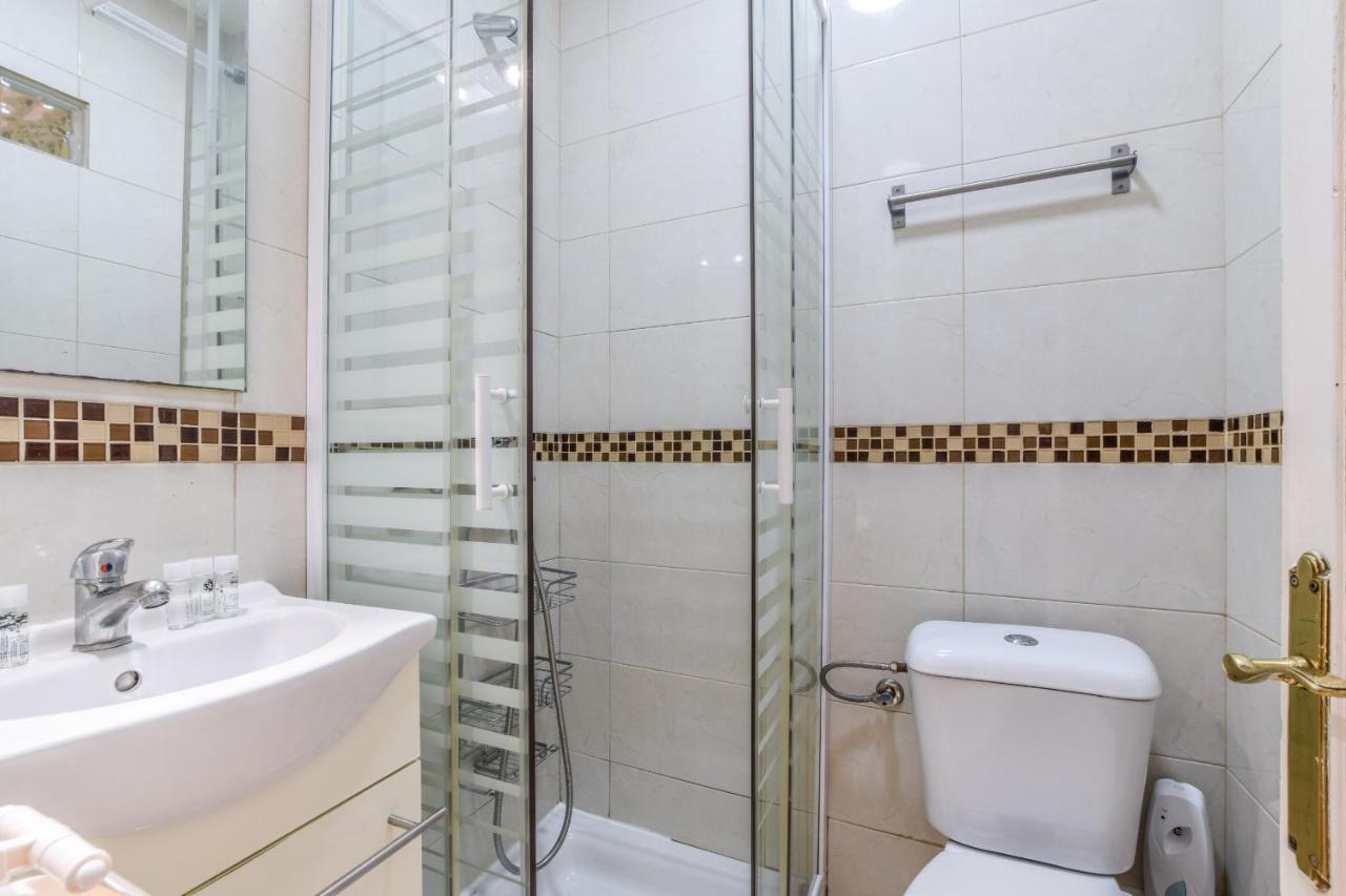 Acogedor Piso Madrid Centro Alquiler Temporal Apartment Exterior photo